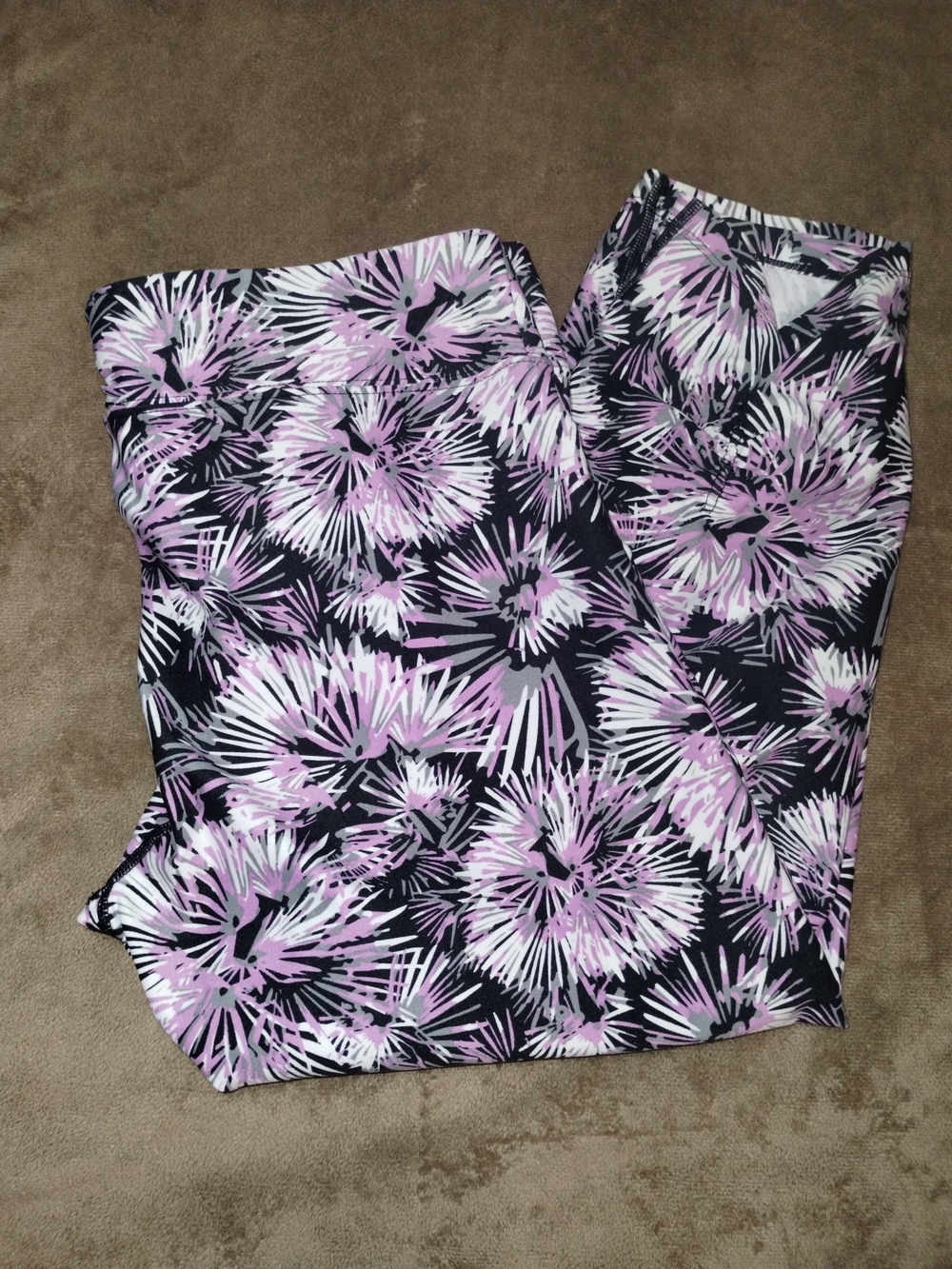 Calvin Klein Black Leggings with Lilac & White Burst Floral Print